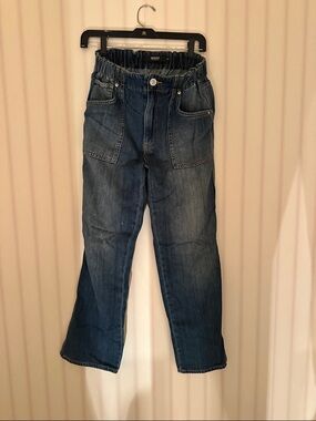 Women’s Elastic-Waist Blue Jeans